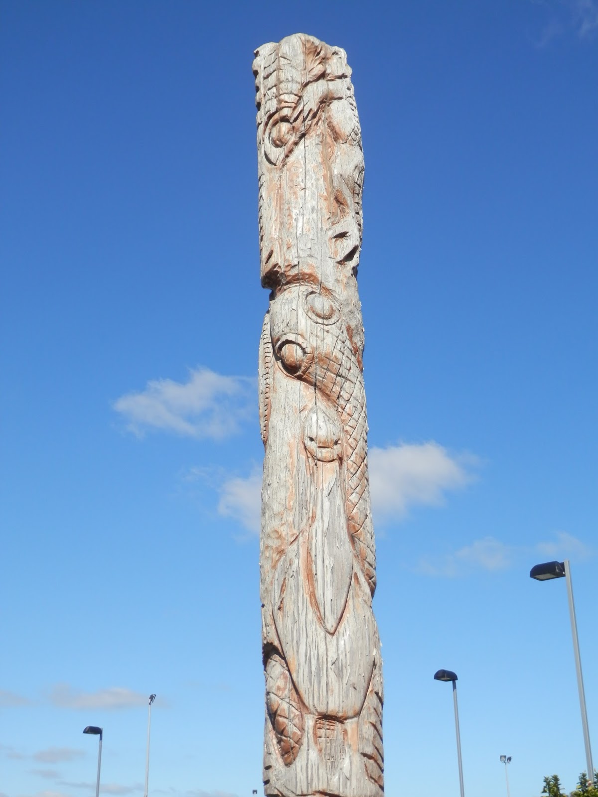 POETRYWITHPAINT The International Totem Poles of Rockingham