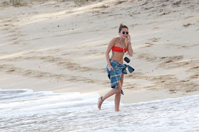 Miley Cyrus Sexy Hot