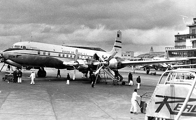 Os Douglas DC-7 na Panair do Brasil  PP-PDM+-+Congonhas