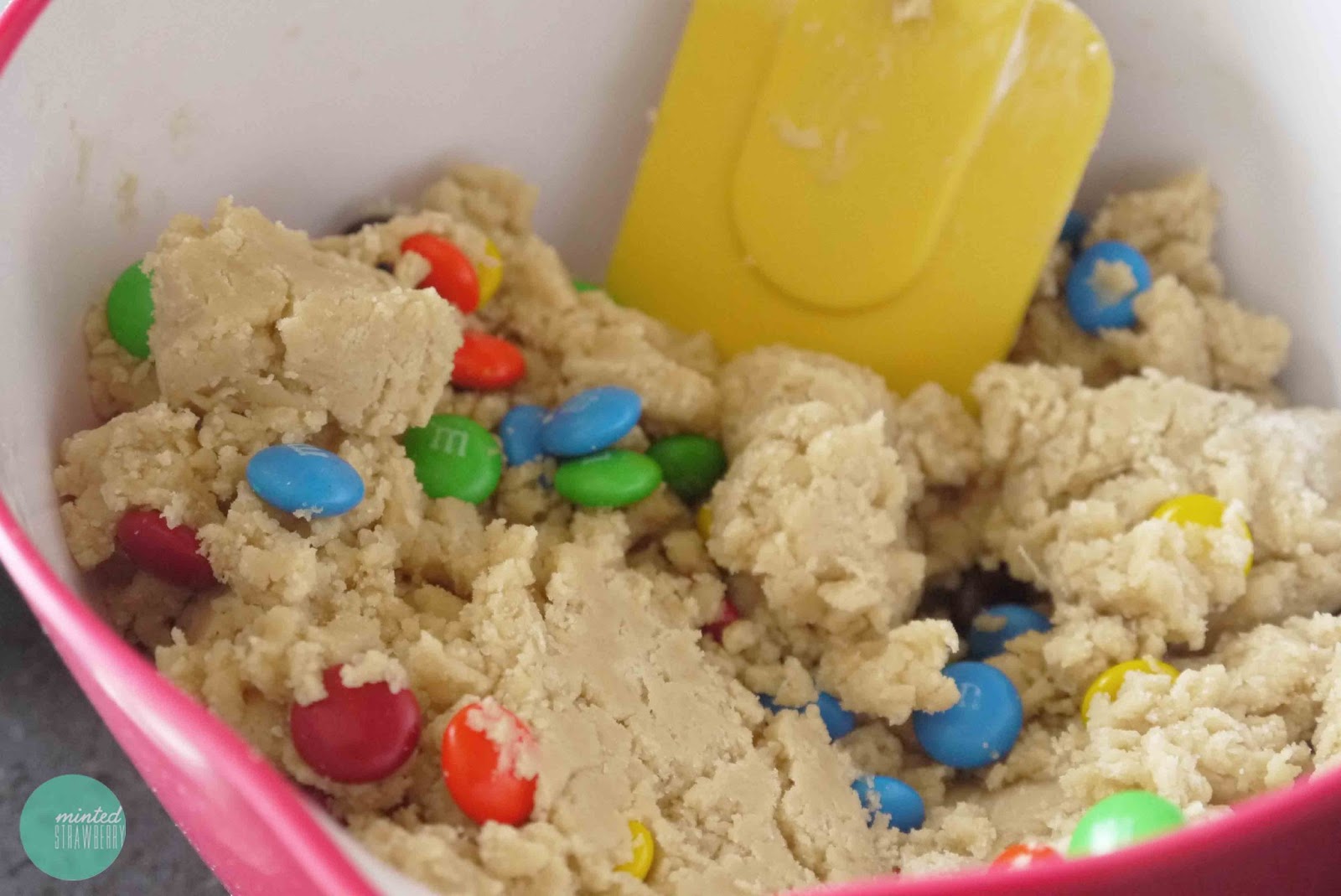 Baking M&M Cookies Minted Strawberry