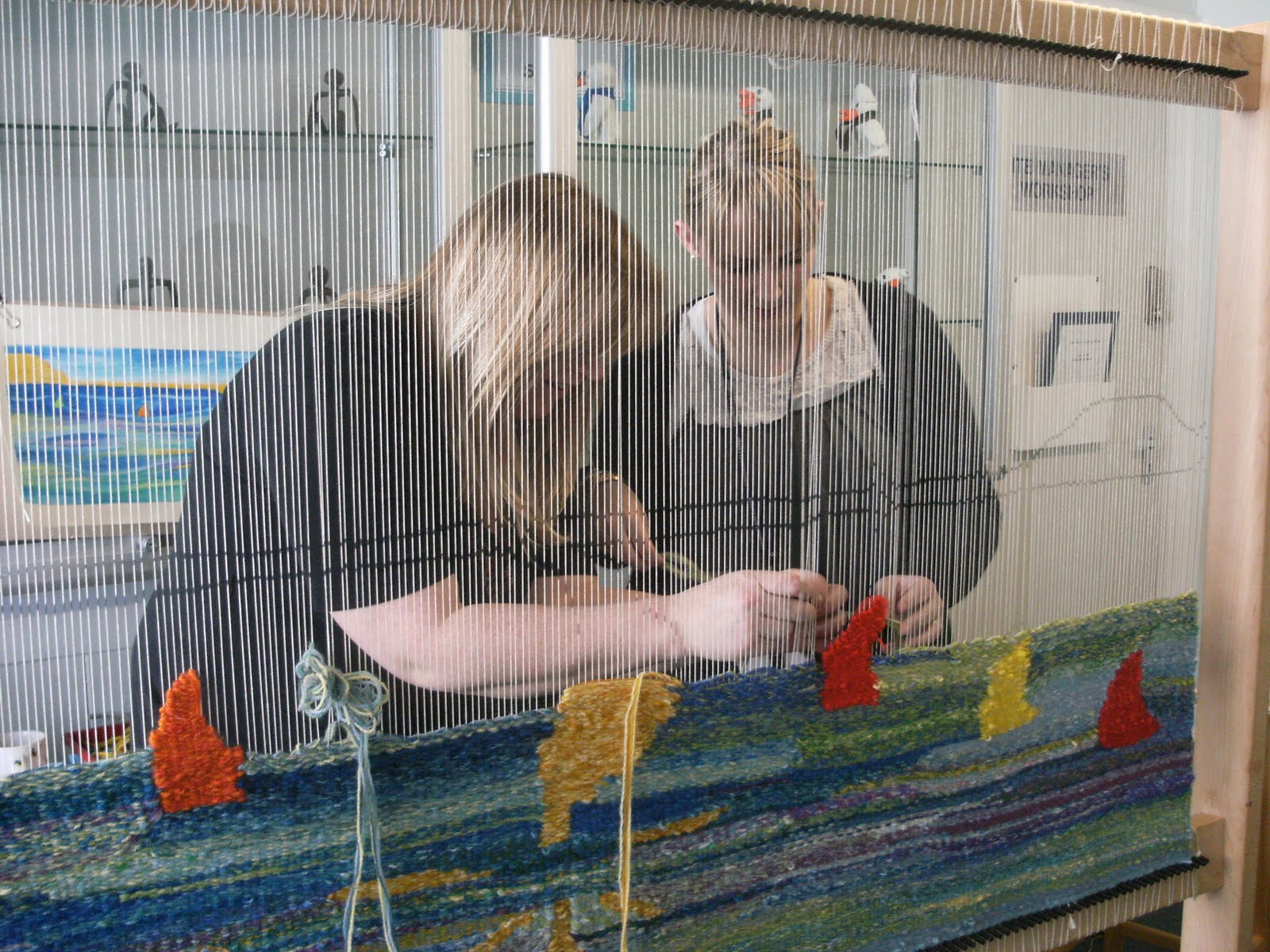 The Dorset Weave The loom returns to Westfield Arts College giving pupils a chance to weave in