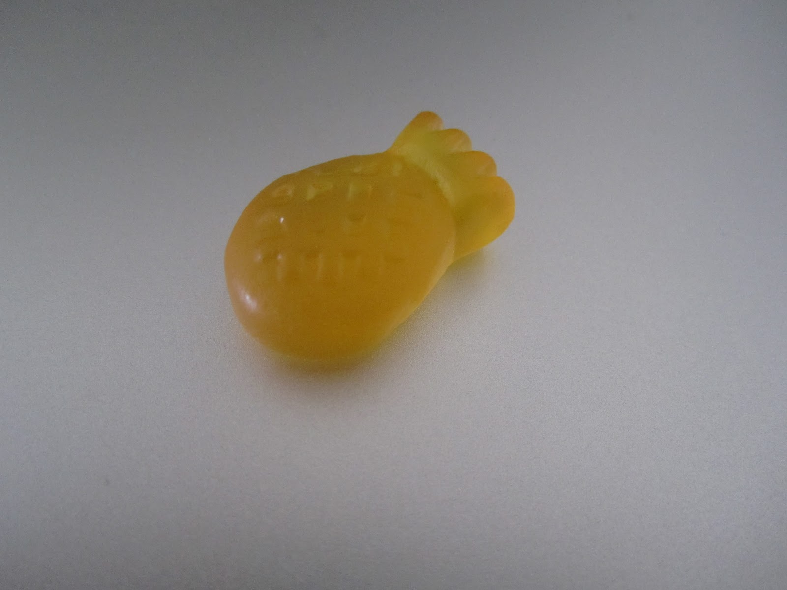 JAPANESE SWEETS BLOG Meiji's Pineapple Gummy (果汁グミゴールデンパイン)