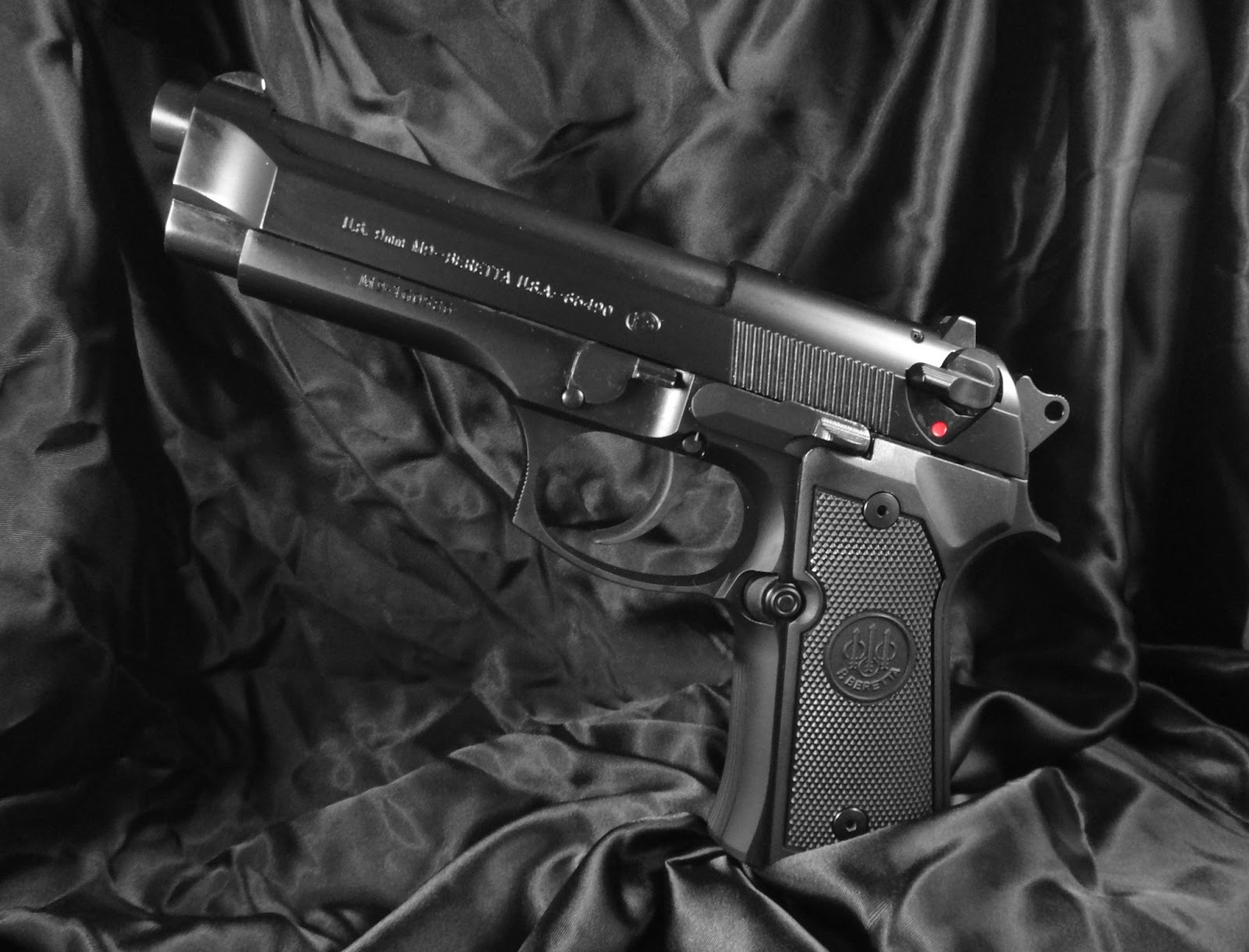 Average Joe's Handgun Reviews Beretta M9 Commercial