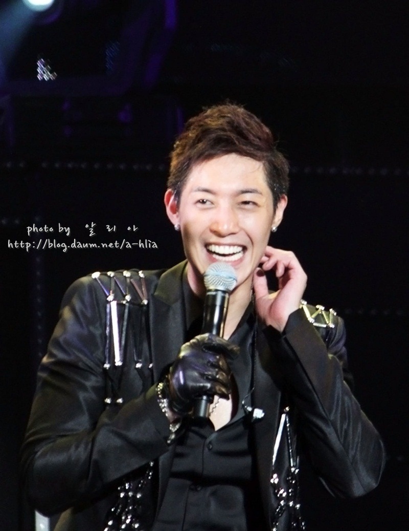 Hyunited6686 [Photo] Kim Hyun Joong BREAK DOWN Showcase 07.06.2011