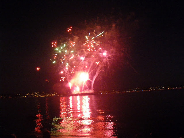 Honda Celebration of light 2012, fireworks Vancouver, Vietnam show1