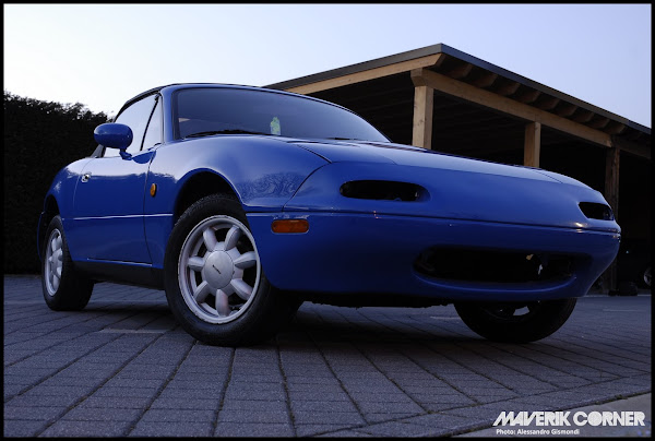 [Immagine: MX5_NA_Rebuild_SoftTop05.jpg]