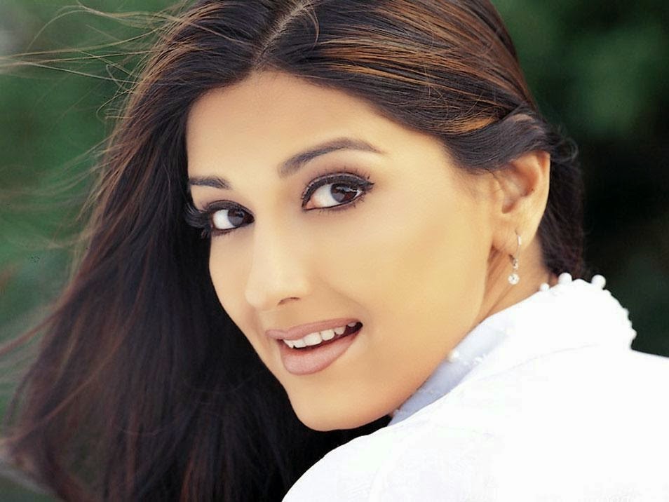Global Pictures Gallery: Sonali Bendre FUll HD Wallpapers
