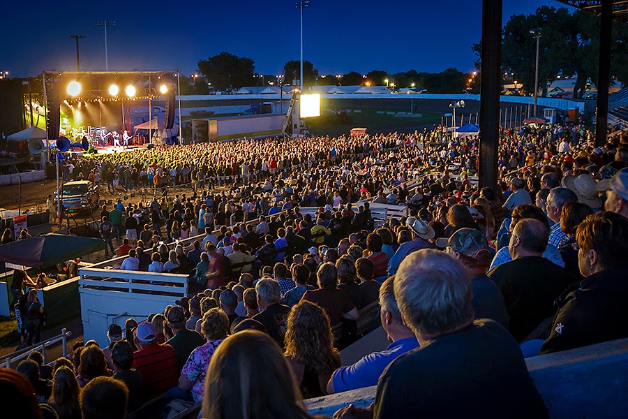 Chad's Concert Pix Boston, Huron, SD