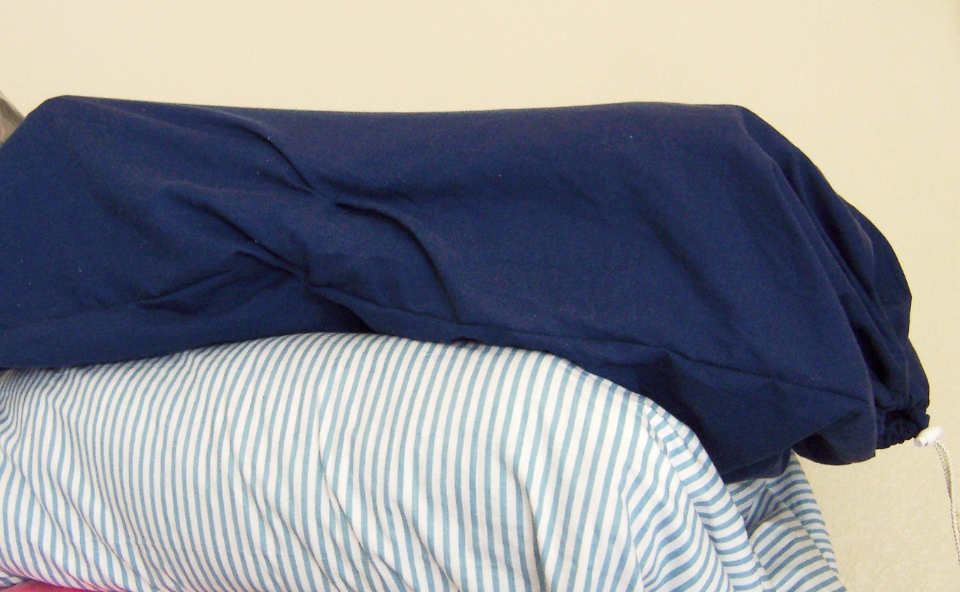 Homemade Sophistication DIY Comforter (Duvet or Quilt) Bag & Storage