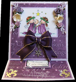 CDS011G Craft Creations Sheet of 24 Die Cut Gold Happy Christmas Toppers