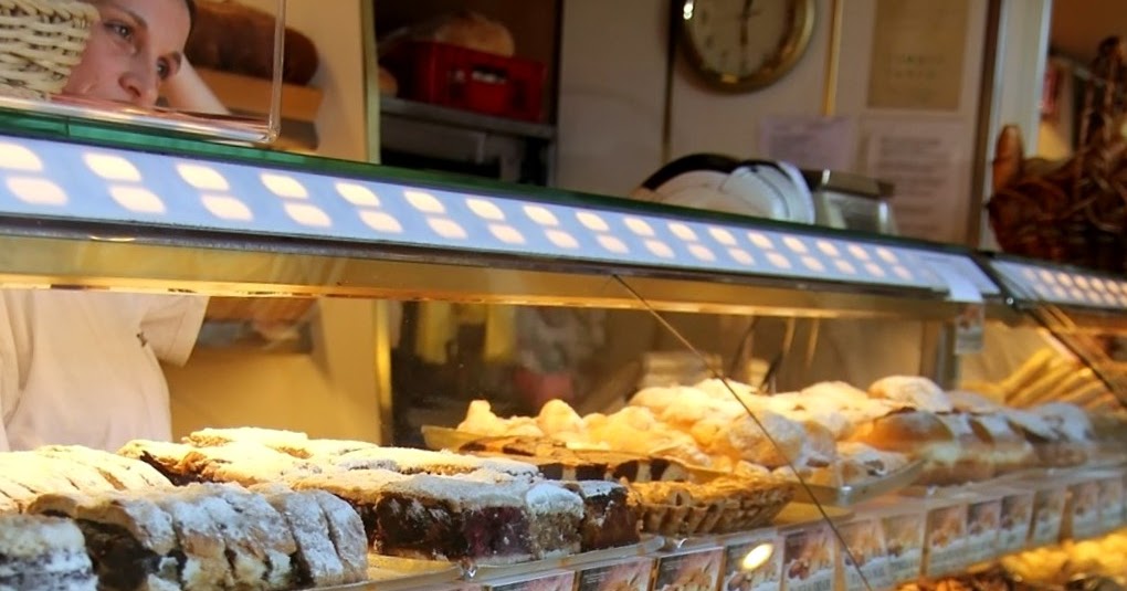 Satine Pekara, Sırbistan