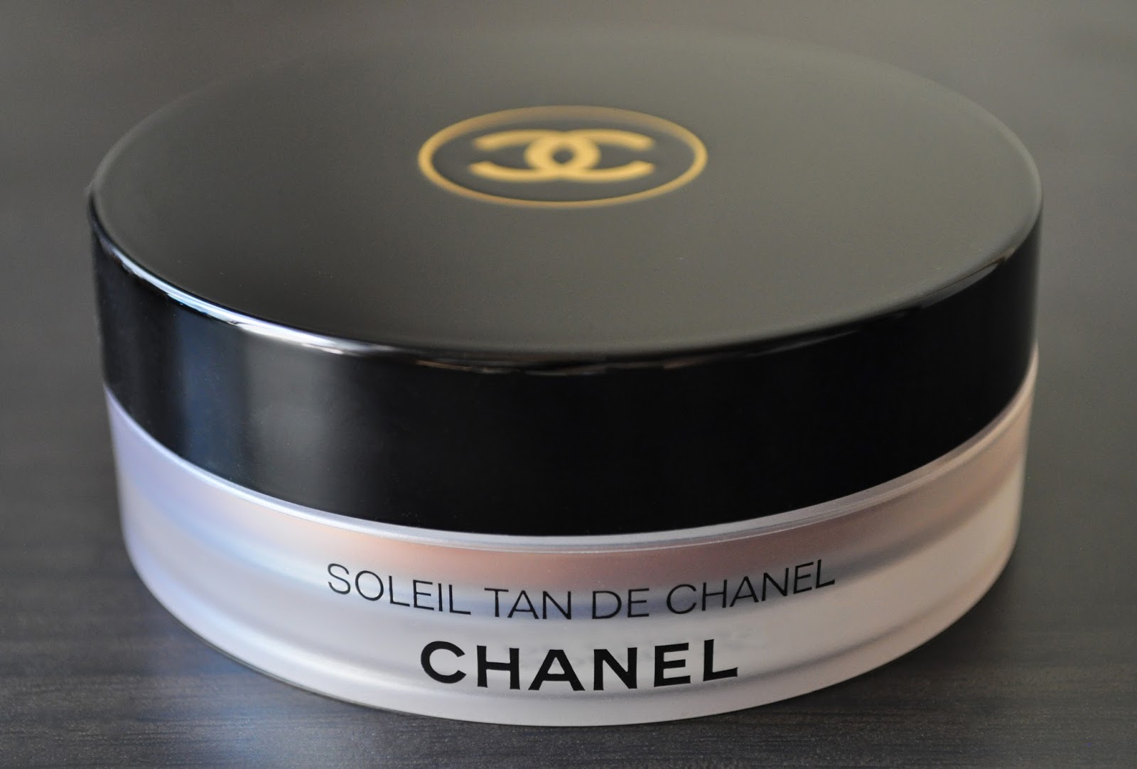 Chanel Soleil Tan De Chanel Bronze Universel Bronzing Makeup Base Review  and Swatches