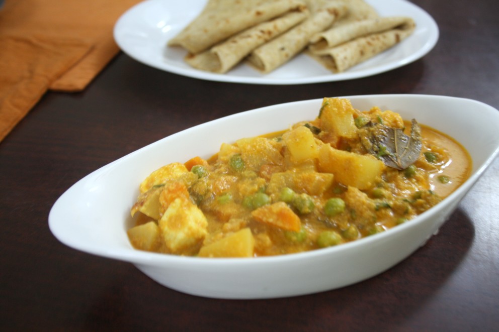 Mixed Vegetable Korma in Pressure Cooker Vegetable Kurma Tamil Nadu