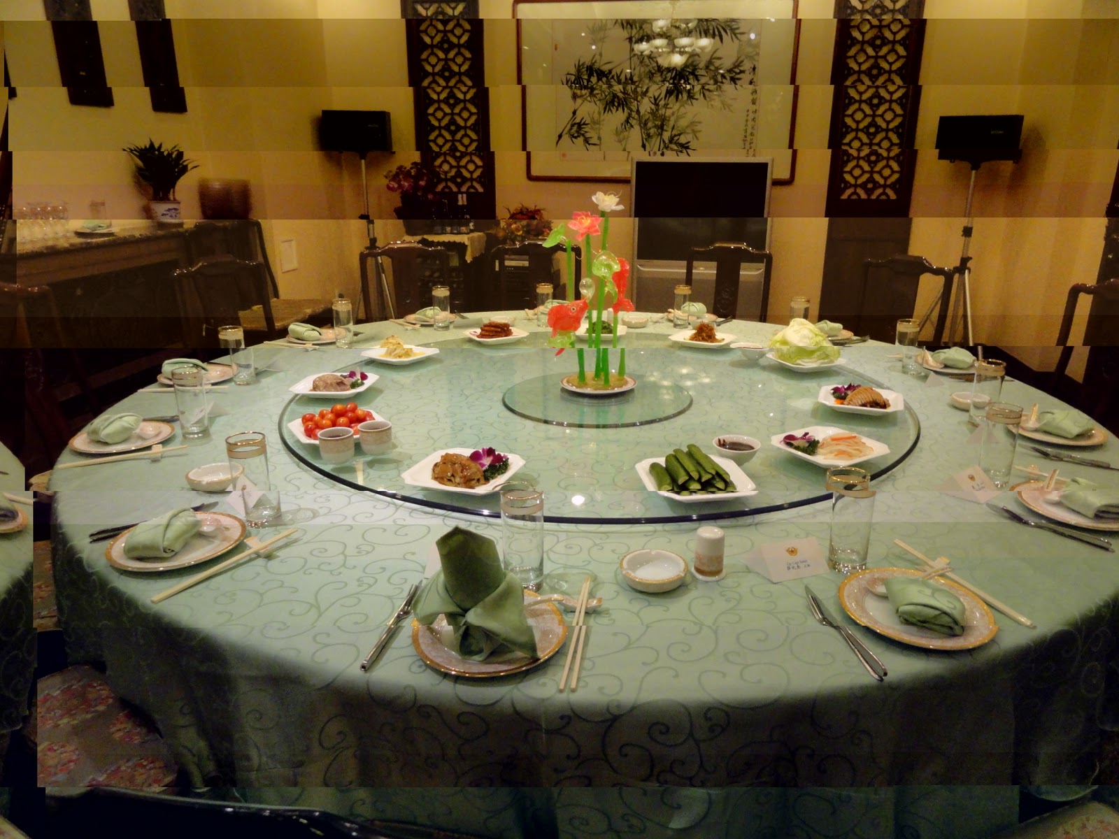 Sirahclub.com: Samples of table layout for a DINNER