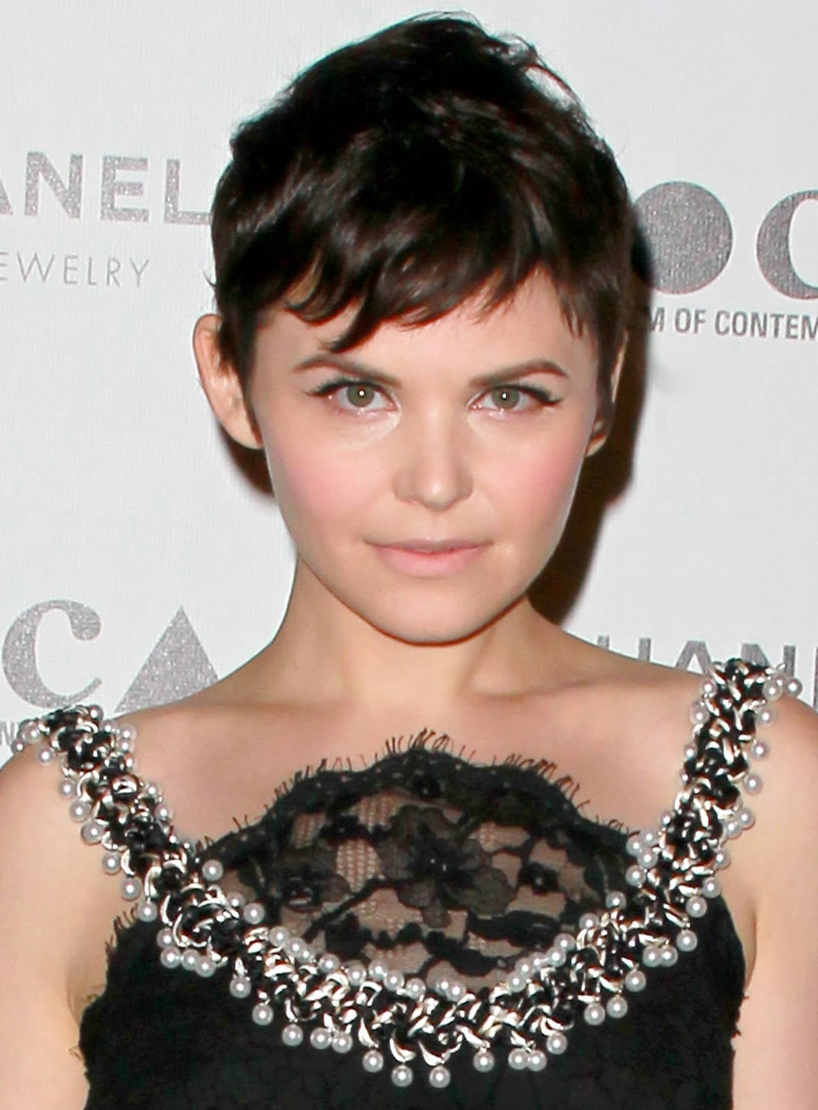 short hairstyles, celebrity short hairstyles, celebrity short hairstyle, latest celebrity short hairstyles, latest celebrity short hairstyles photos, latest celebrity short hairstyles photo, latest celebrity short hairstyles pictures, latest celebrity short hairstyles pics,