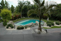 piscina en el jardín hermosa piscina en el jardín