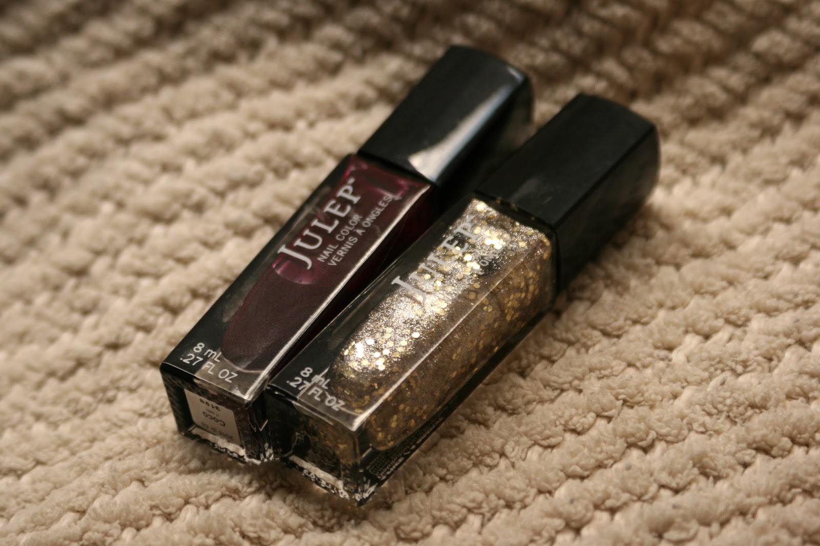 evlady: Winter Nails | Burgundy & Gold Glitter Gradient