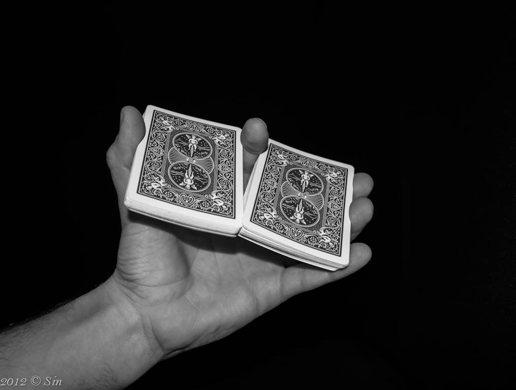 House of Cards How to Shuffle Cards One Handed Shuffle