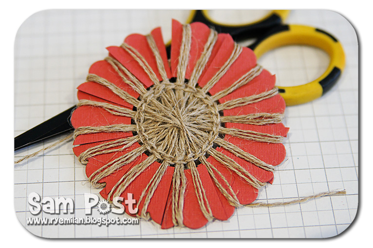 Ryemilan's Ramblings Twine Flower Photo Tutorial