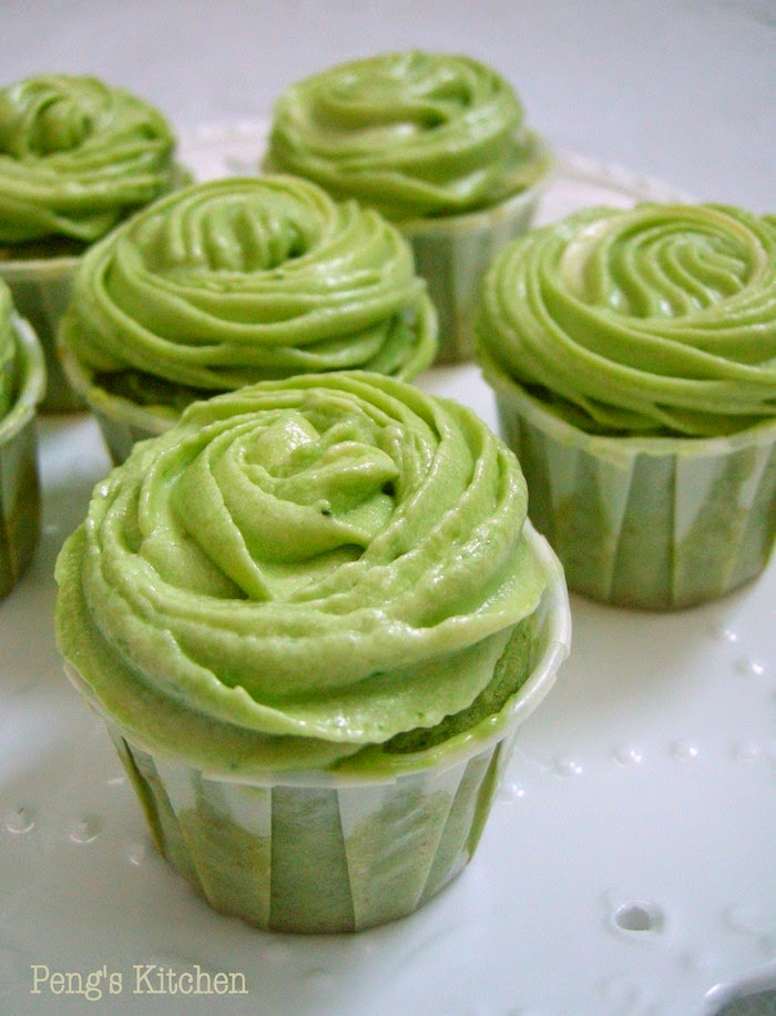 Peng's Kitchen Matcha Cupcakes with Matcha Cheese Frosting