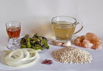 Arroz Meloso Con Espárragos Y Gambas
