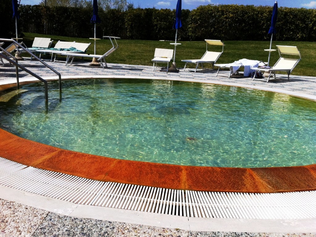 Hot Springs in Tuscany: San Casciano dei Bagni - March 25, 2012