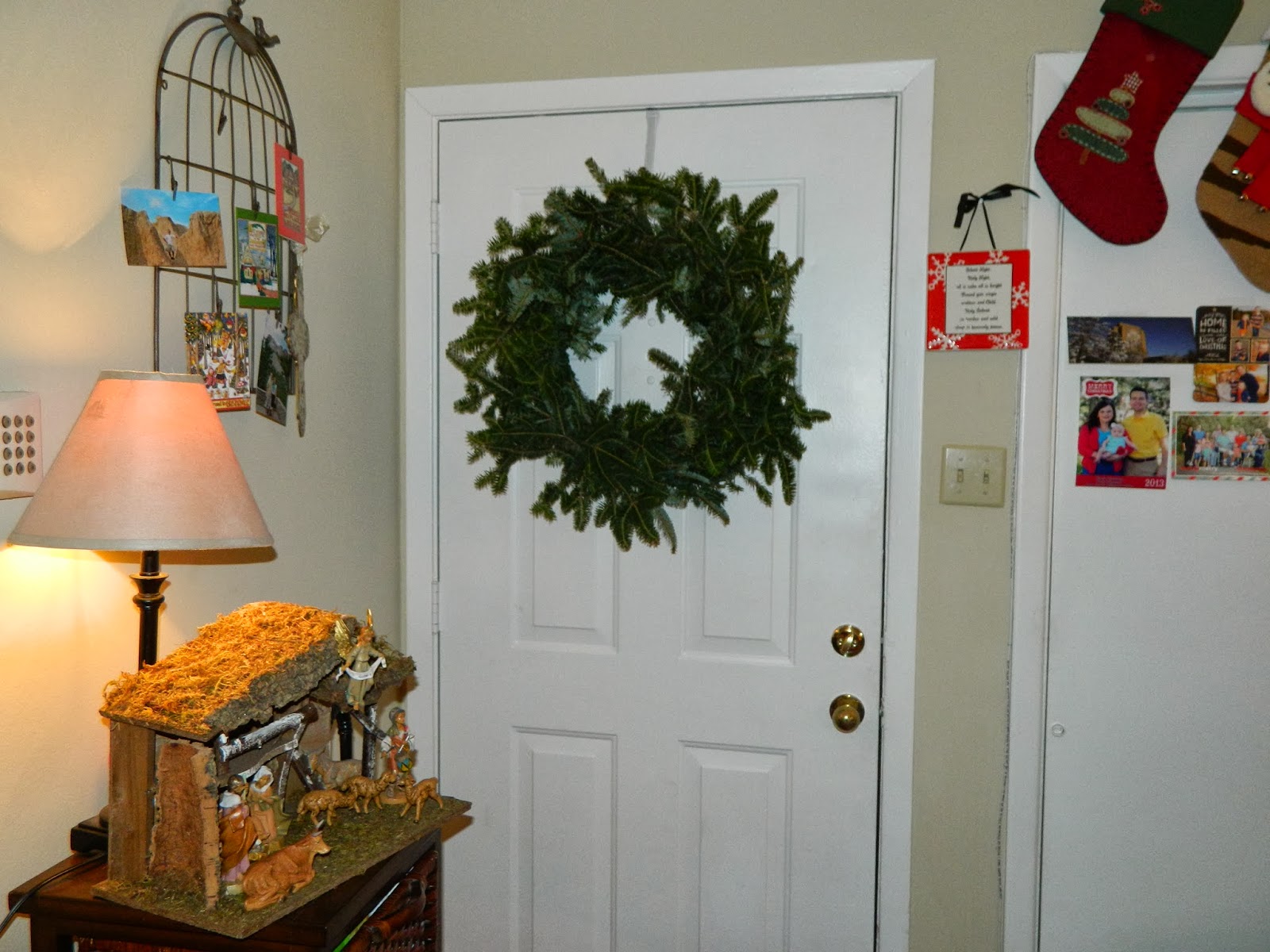 Polka-Dotty Place: DIY Pine Wreath