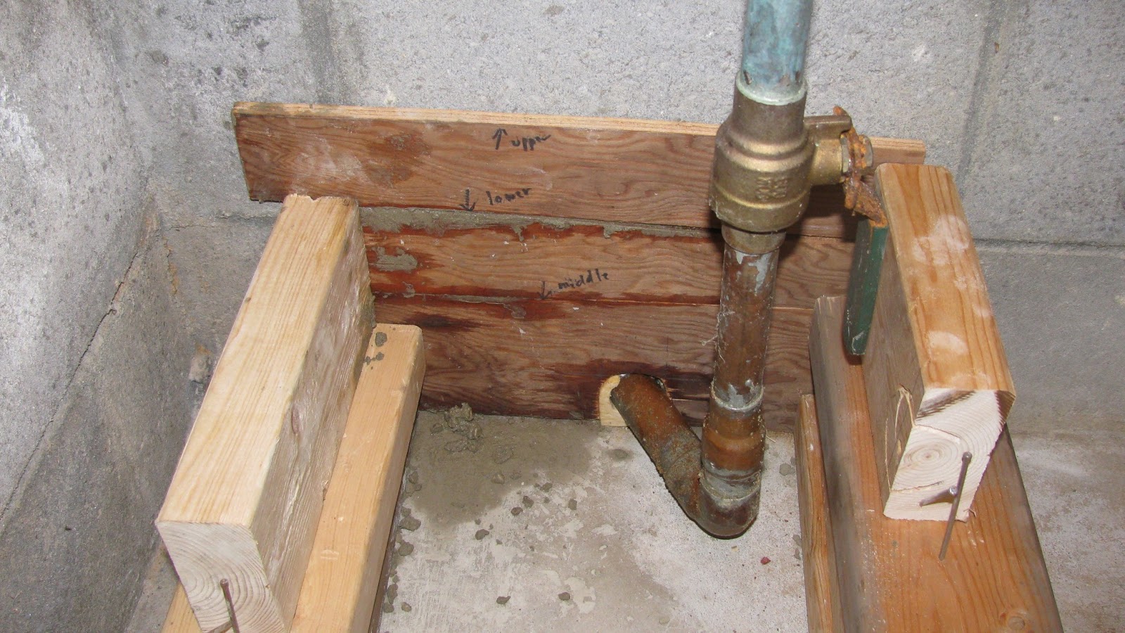 The Original Mechanic How to repair a large hole in a concrete block