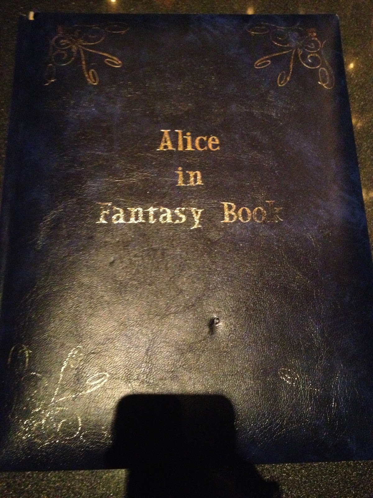 (♥ó㉨ò)ﾉ♡ Strawberry Kuma 絵本の国のアリス Alice In Fantasy Book Restaurant
