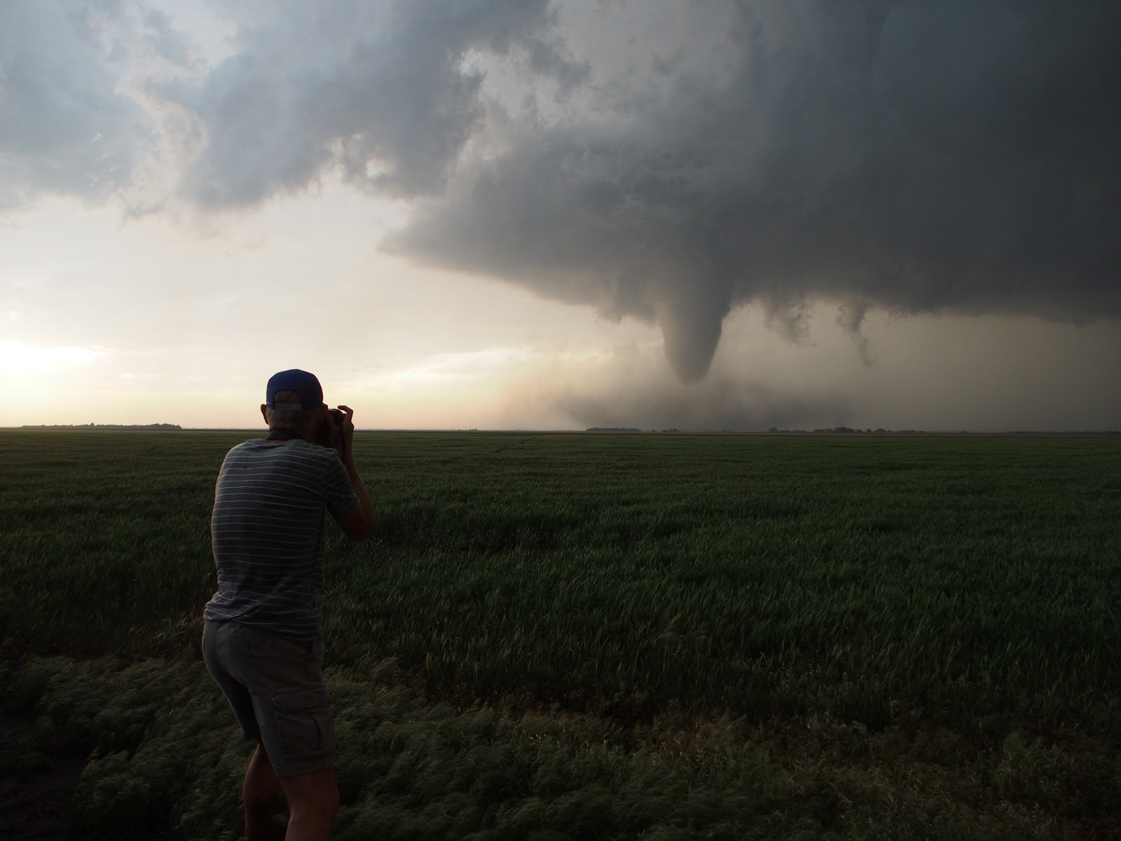 Storm Retrospective Kinsley/Rozel Tornadoes, May 18, 2013