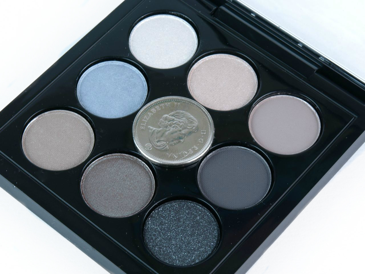 MAC Eyes On MAC Eye Shadow X9 Palette in "Navy Times Nine" Review and