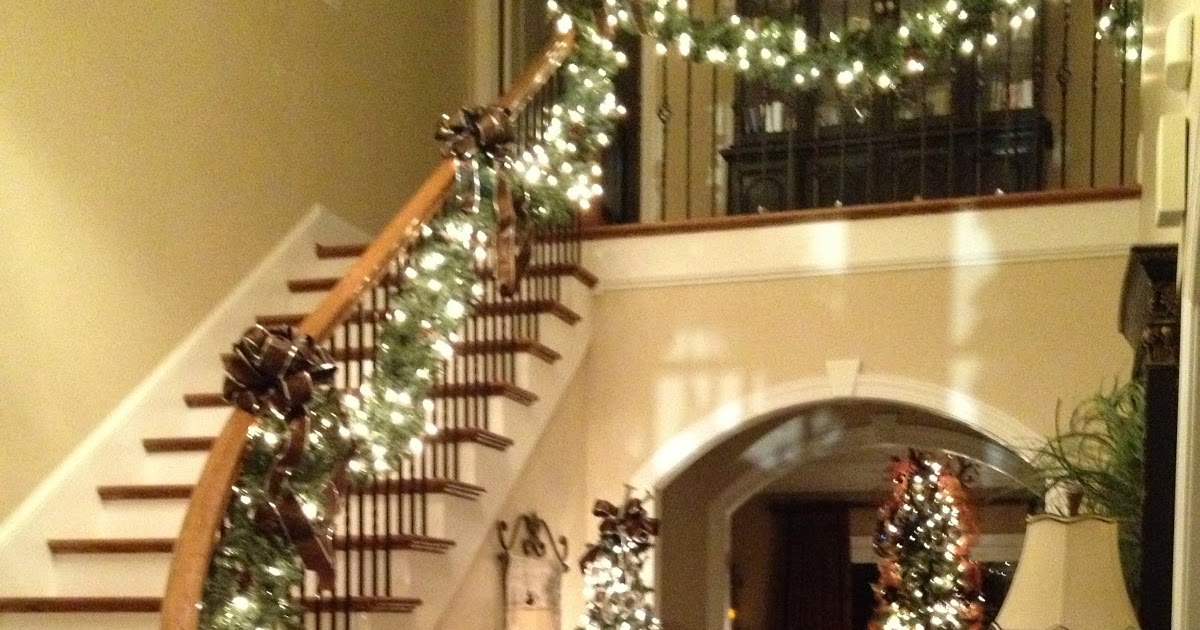 Southern 'n Sassy Christmas Garland On the Stairs