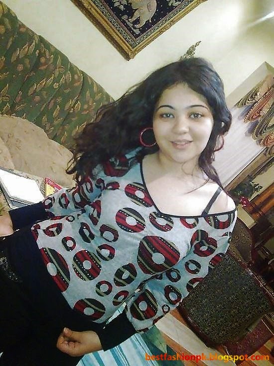 Cute College Girls Stylish Modern Trendy Style