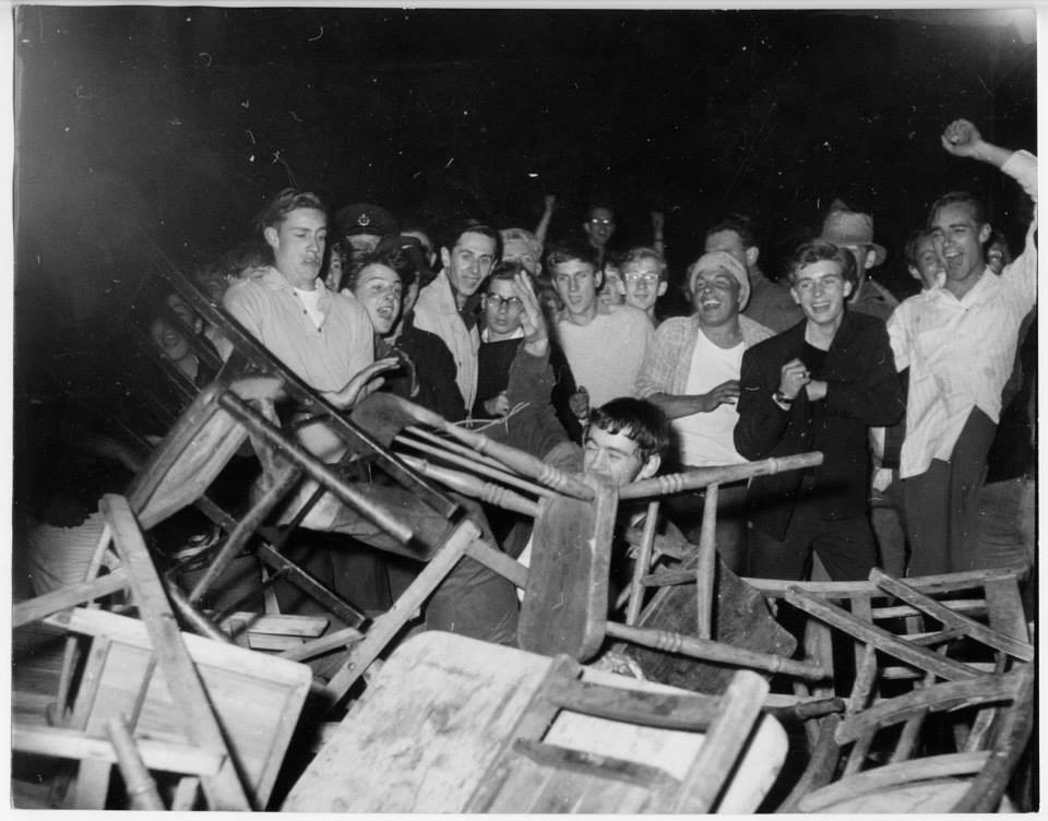 tonyface: The Beaulieu Jazz Festival 1960 - Free beer for the working man