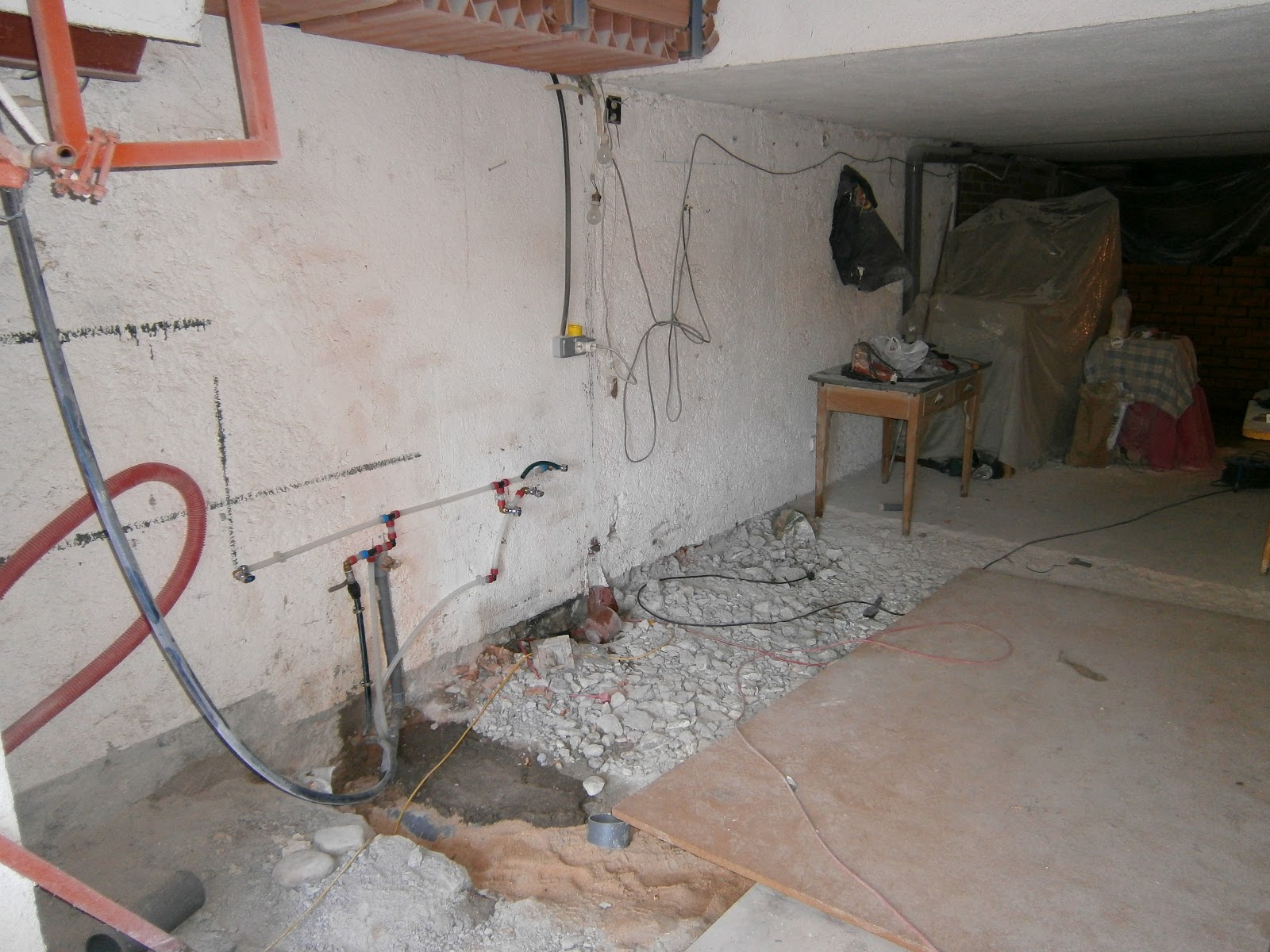 ESPECIESdeESPACIOSenCONSTRUCCIÓN: Transformación de garaje en apartamento