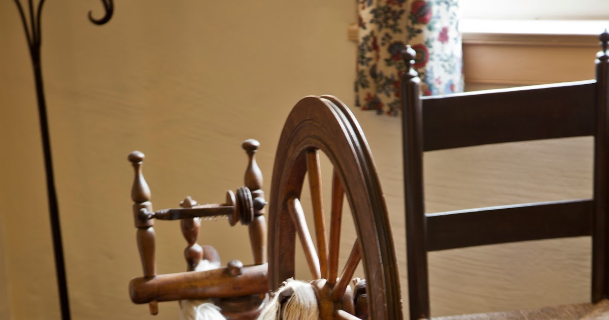 Walking Arizona Spinning Wheel