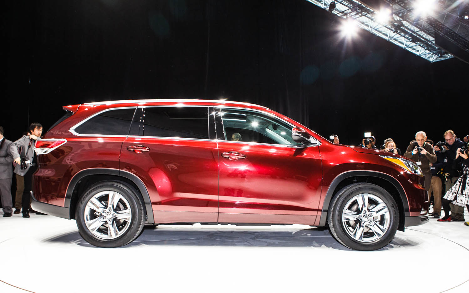 First Look:2014 Toyota Highlander | New cars reviews