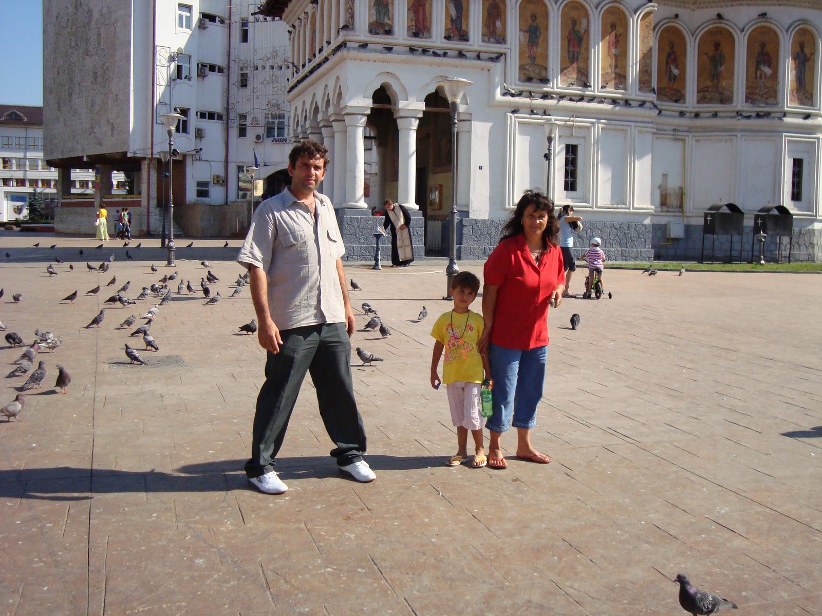 Turism cu familia prin lumea larga. Vacanta 2009 ( VI ) Tg.Jiu