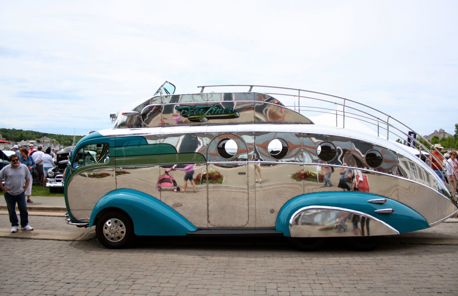 Joe, Diane, &amp; Mallery�s Big Adventure Modern Day Gypsies