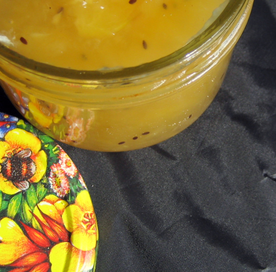 PEBBLE SOUP Gold Kiwi & Pineapple Jam