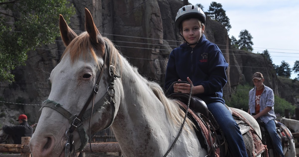 Mama Sue Homeschool Mom: Colorado Horseback Riding and other fun stuff!