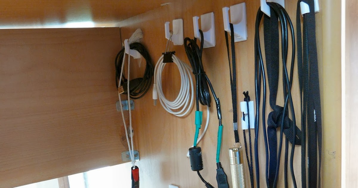 Acts of Leadership 3M Command Hooks