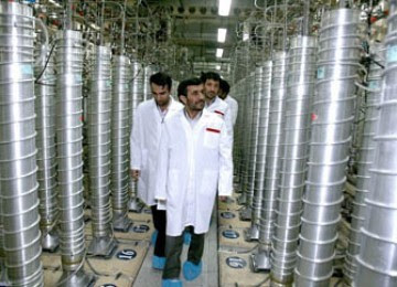 London Akan Diskusikan Nuklir Iran, Untuk Senjata Atau Energi?