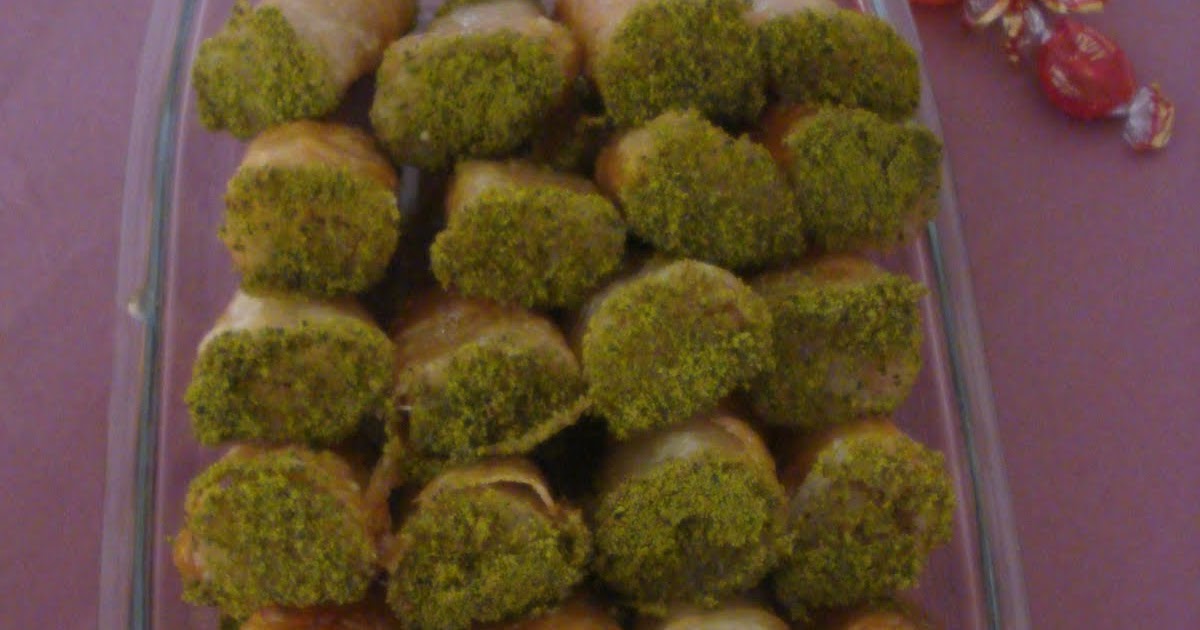 Deli Kız Pınar Mutfakta Kadayıflı Börek Tatlısı