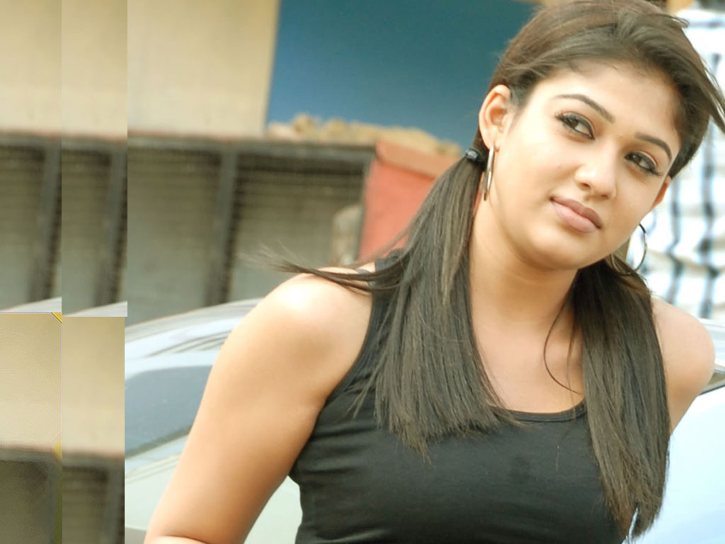 Nayantara Hot Wallpaper: Nayantara hot 3