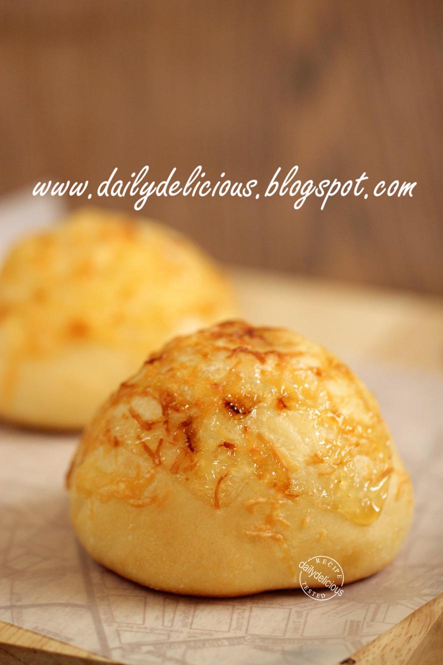 dailydelicious Cheddar cheese buns Sweet and salty soft buns.