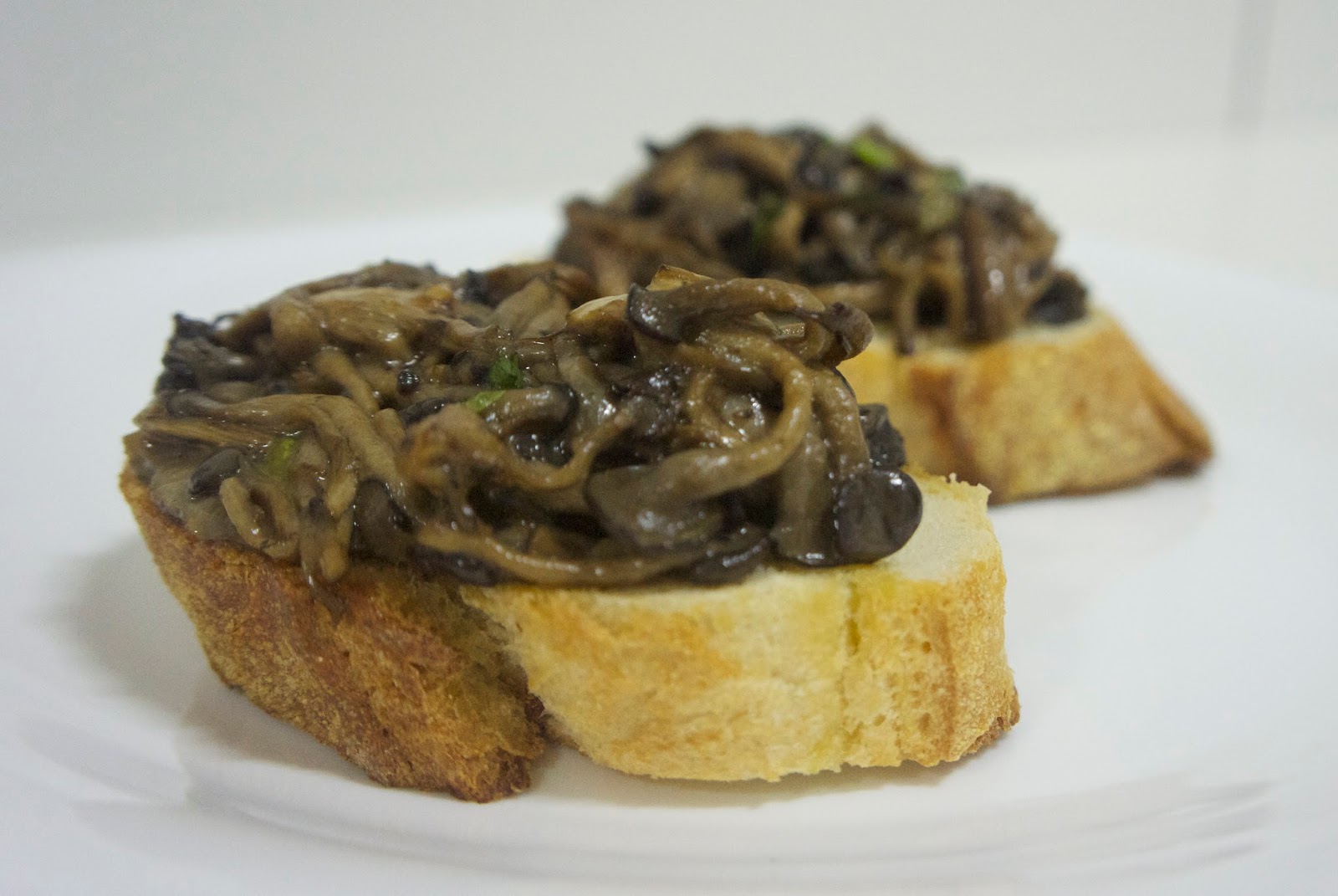 Receitinhas da Brunildinha BRUSCHETTA DE SHIMEJI E SHITAKE