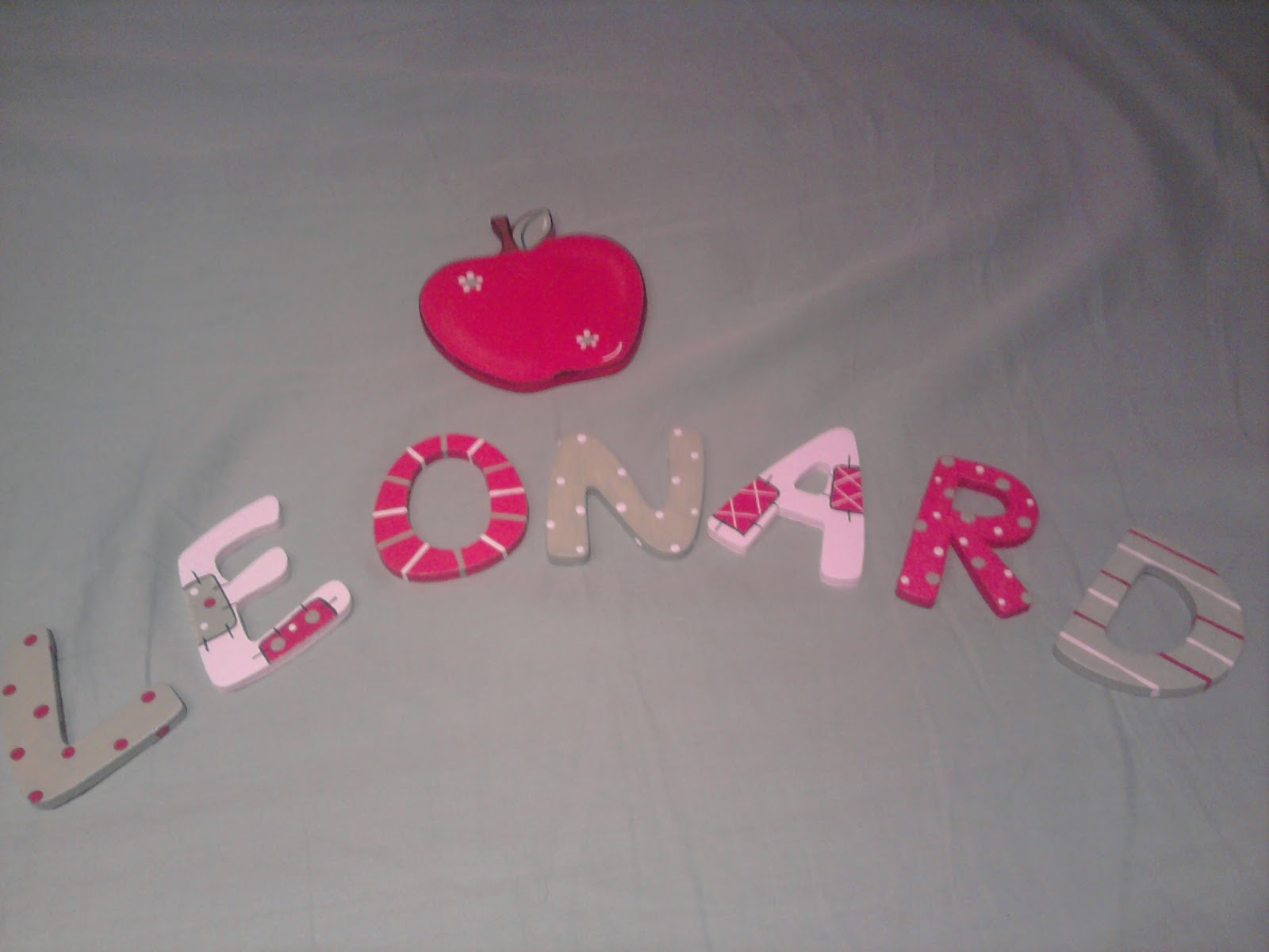 viele raupen im netz