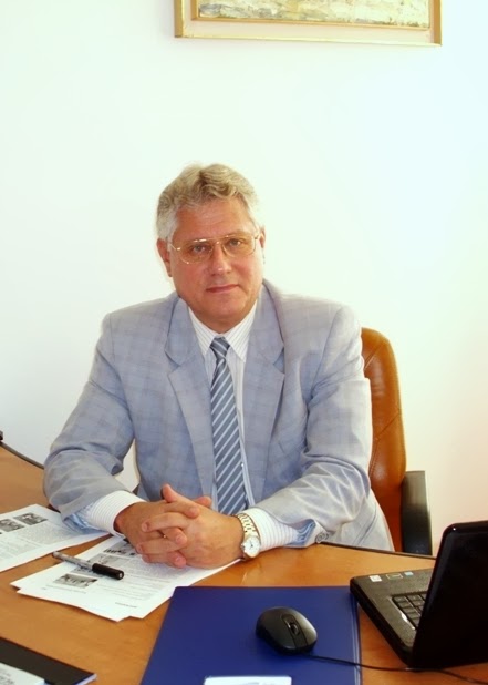 Octombrie 2011 - În calitate de director al Centrului Județean pentru Cultură BN.