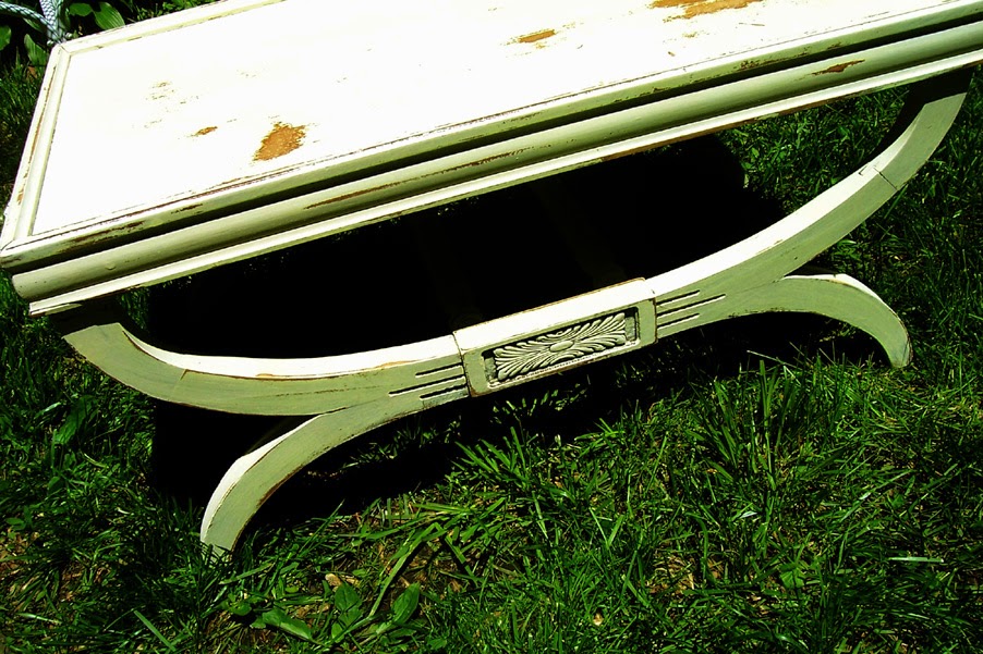 Saturdays Vintage Finds Chalk Paint Monday Coffee Table Redo